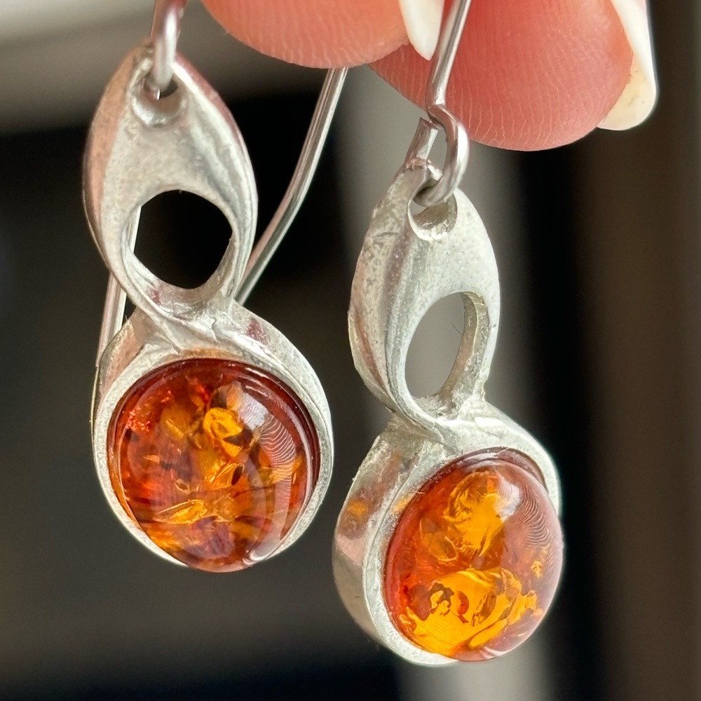 💛St Justin Jewellery – Bird Knot Earrings – AMBER